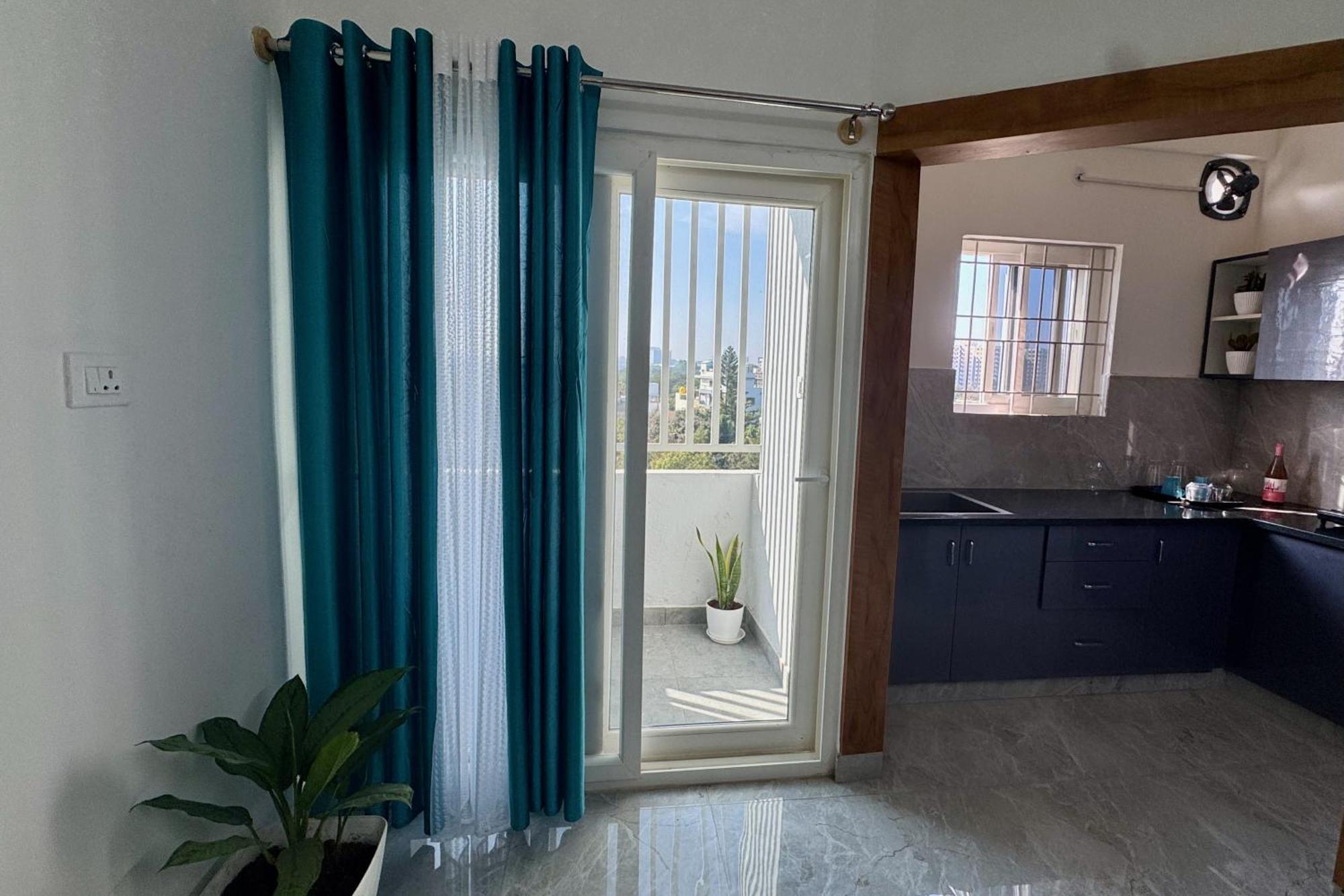 Truelife Whitefield - Premium 1 Bhk Apartments - Prime Location - Easy Access To Main Rd - Metro - Itpl - Fast Wifi - Kitchen - Smart Tv - Power Backup - Park - Garden Views بنغالور المظهر الخارجي الصورة
